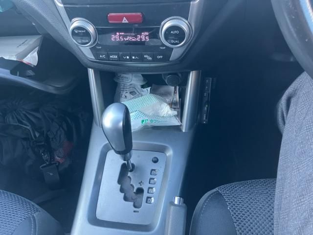 SUBARU FORESTER 2011