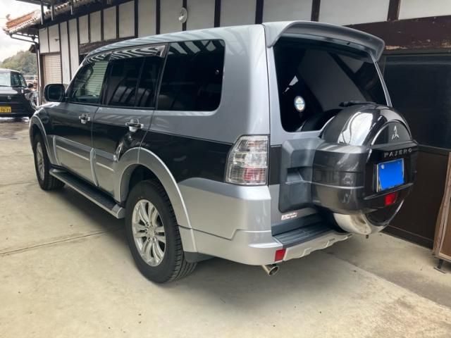 MITSUBISHI PAJERO wagon 2011