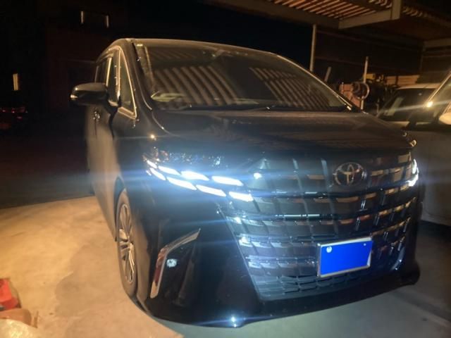 TOYOTA ALPHARD 2024