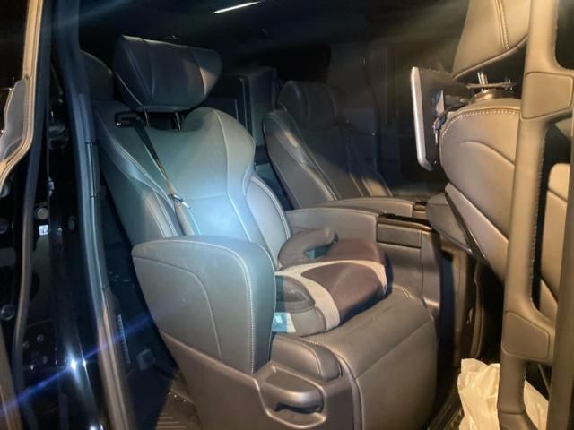 TOYOTA ALPHARD 2024