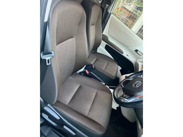 TOYOTA SIENTA HYBRID 2018