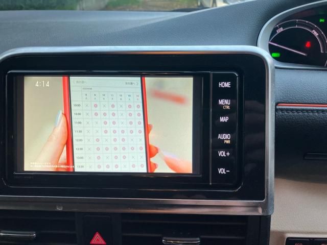 TOYOTA SIENTA HYBRID 2018