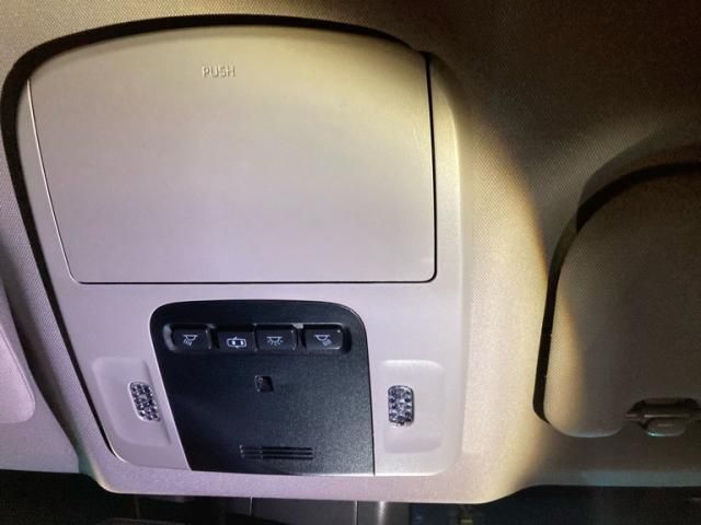 TOYOTA CAMRY HYBRID 2019