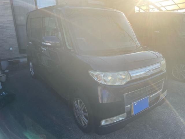 DAIHATSU TANTO CUSTOM 2010