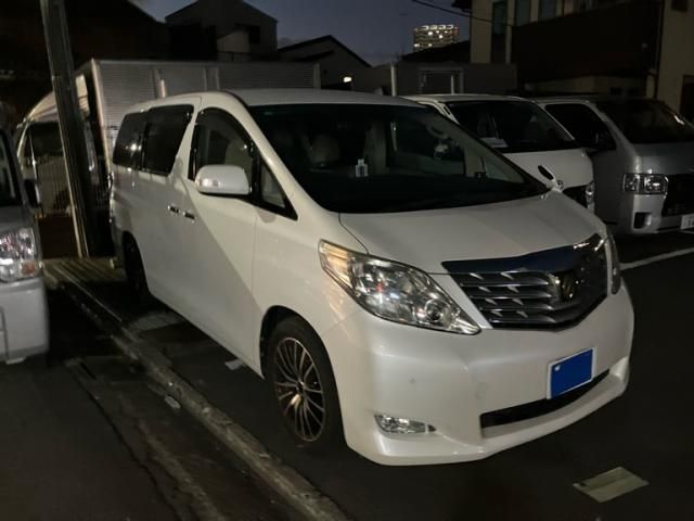 TOYOTA ALPHARD 2008
