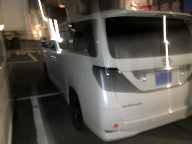 TOYOTA ALPHARD 2008