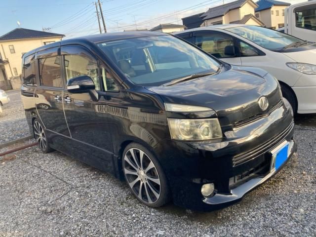TOYOTA VOXY 2007