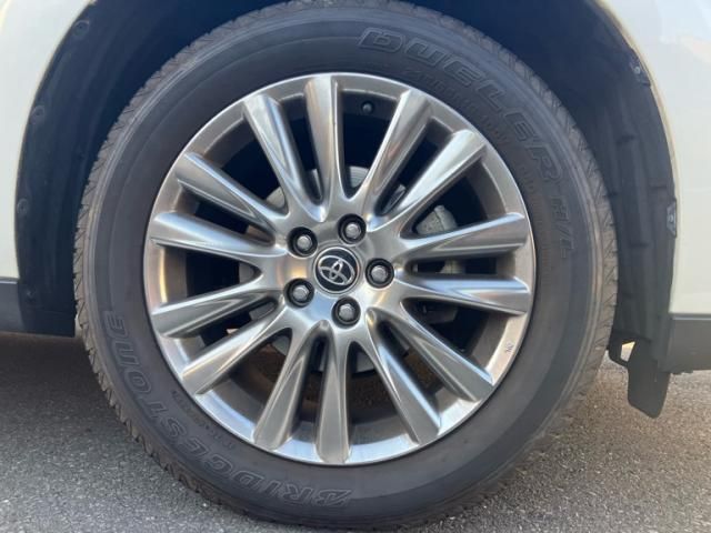 TOYOTA HARRIER HYBRID 2015