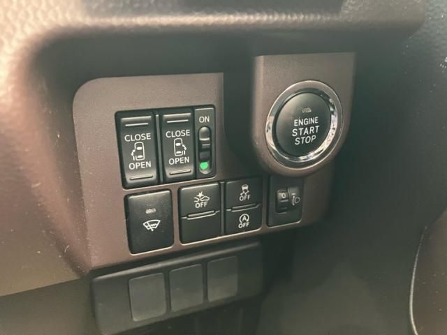 TOYOTA TANK 4WD 2017