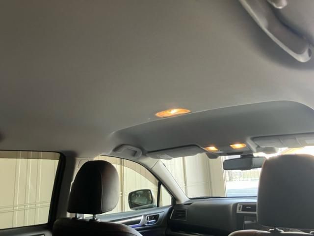 SUBARU LEGACY OUTBACK 2017