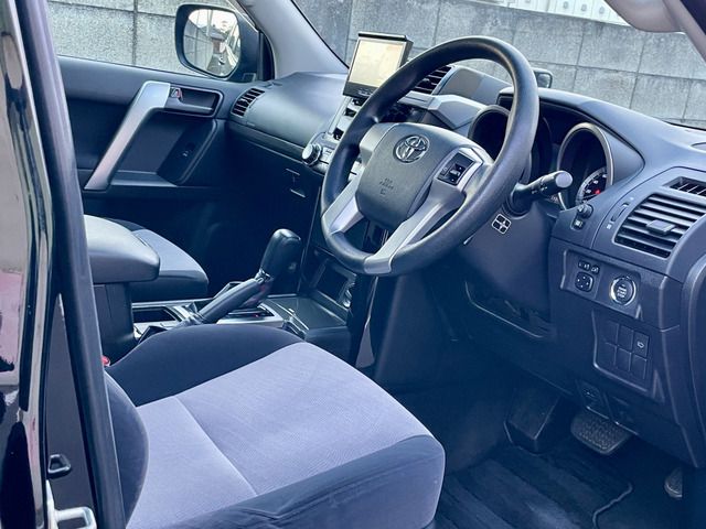 TOYOTA LANDCRUISER PRADO 2015