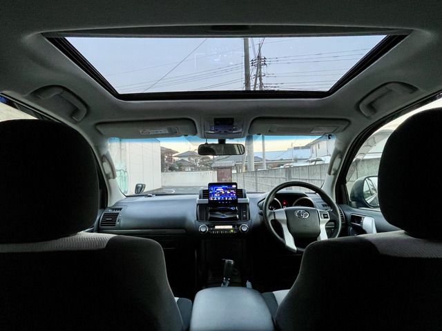 TOYOTA LANDCRUISER PRADO 2015