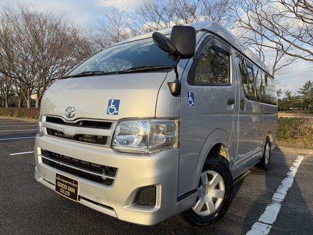 TOYOTA HIACE van 4WD 2012