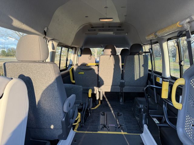 TOYOTA HIACE van 4WD 2012