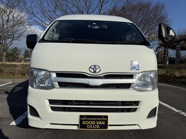 TOYOTA HIACE van 4WD 2013