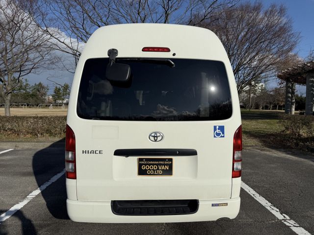 TOYOTA HIACE van 4WD 2013