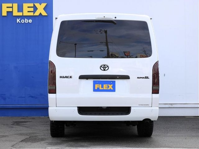 TOYOTA HIACE van 2WD 2022