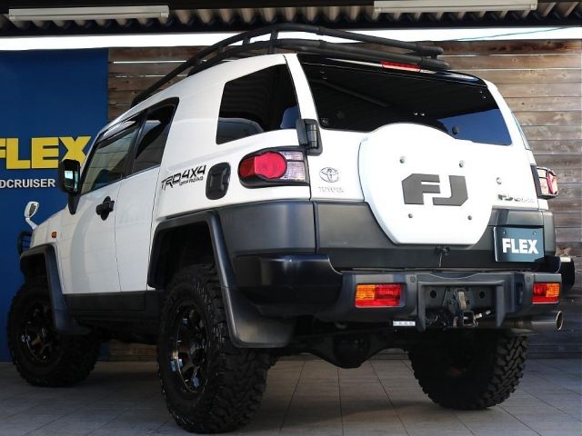 TOYOTA FJ CRUISER 4WD 2012