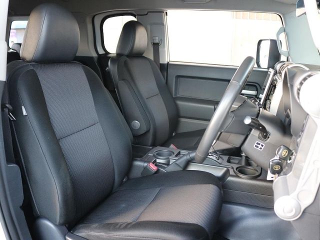 TOYOTA FJ CRUISER 4WD 2012