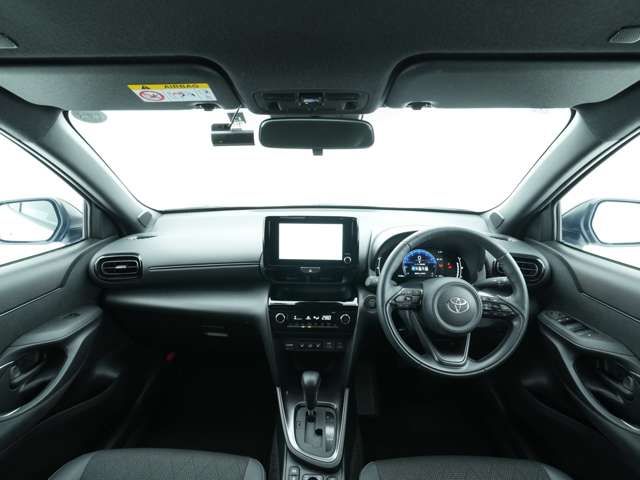 TOYOTA YARIS CROSS 2025