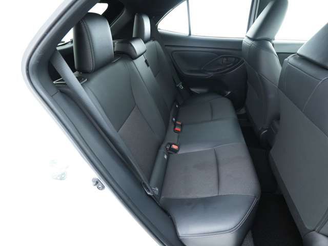 TOYOTA YARIS CROSS 2025