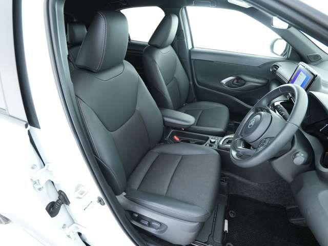 TOYOTA YARIS CROSS 2025