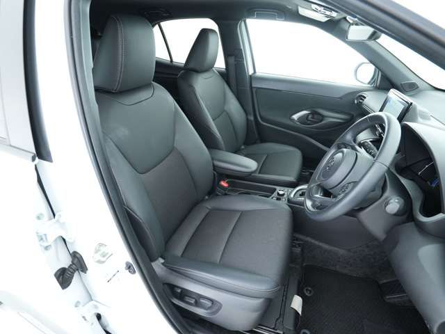 TOYOTA YARIS CROSS 2025