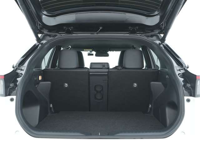 TOYOTA YARIS CROSS 2025