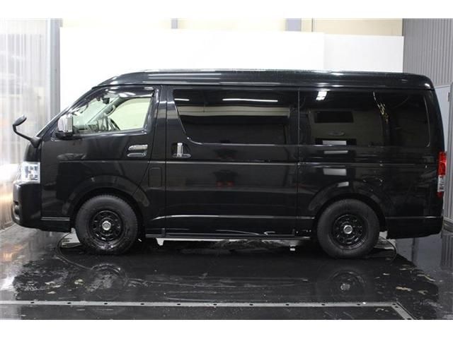 TOYOTA HIACE wagon 4WD 2020