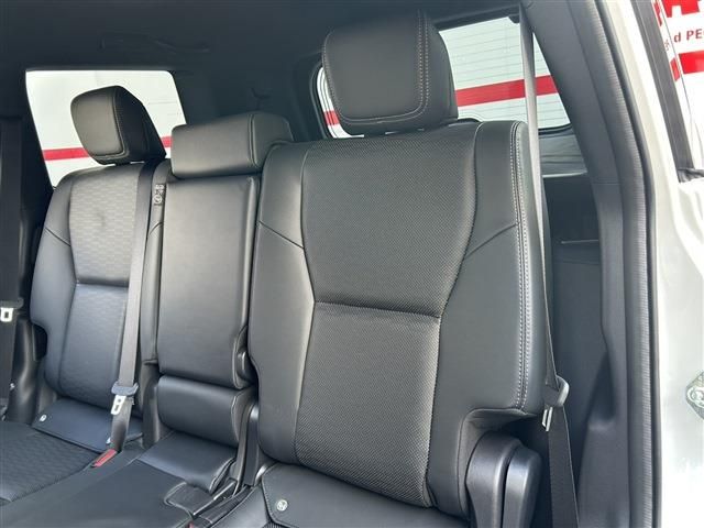 TOYOTA LANDCRUISER 250 2025