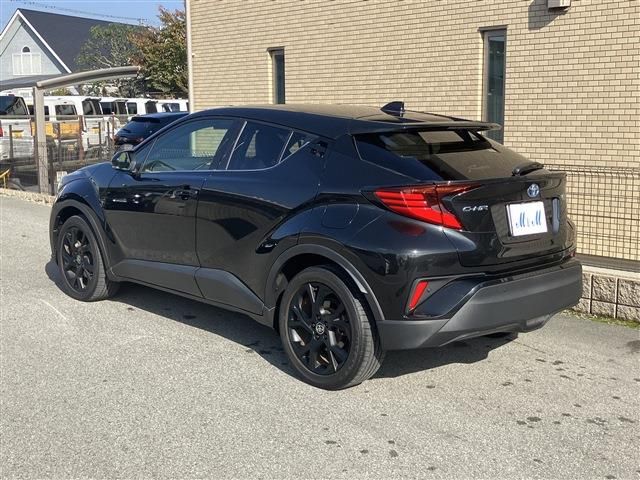 TOYOTA C-HR 2022
