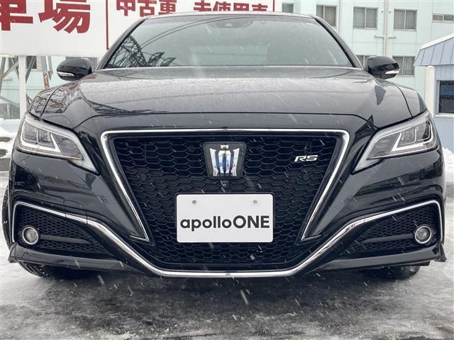 TOYOTA CROWN sedan hybrid 4WD 2018