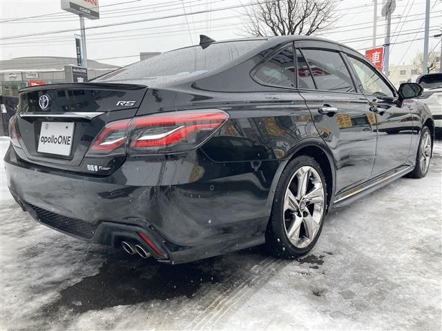 TOYOTA CROWN sedan hybrid 4WD 2018