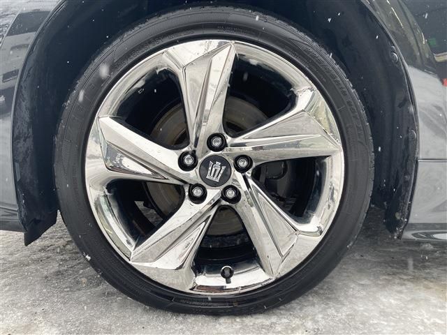 TOYOTA CROWN sedan hybrid 4WD 2018