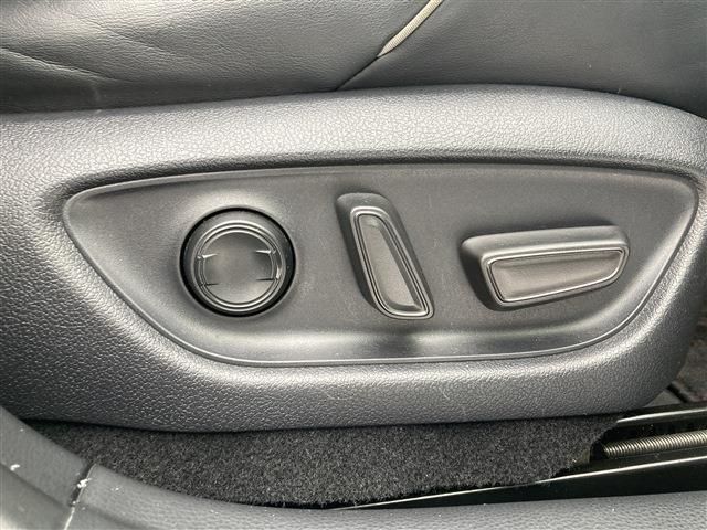 TOYOTA CROWN sedan hybrid 4WD 2018