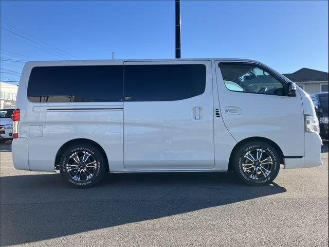 NISSAN NV350 CARAVAN 2018