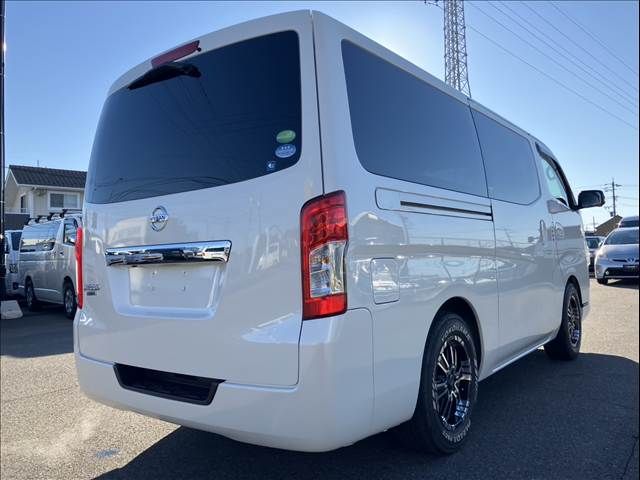 NISSAN NV350 CARAVAN 2018