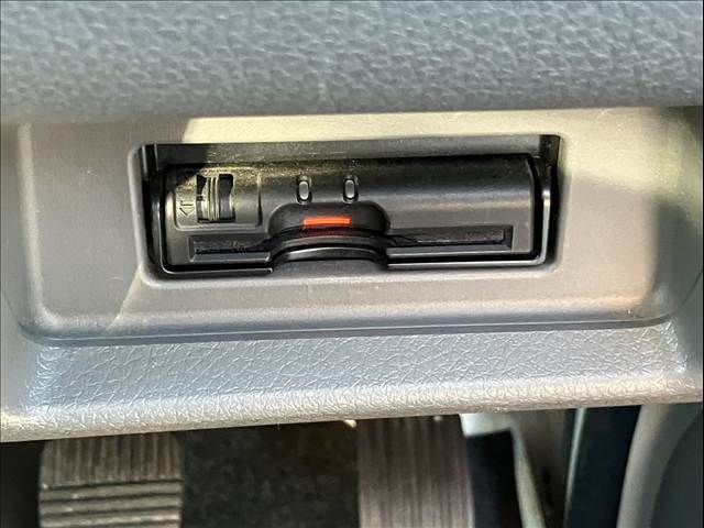 NISSAN NV350 CARAVAN 2018