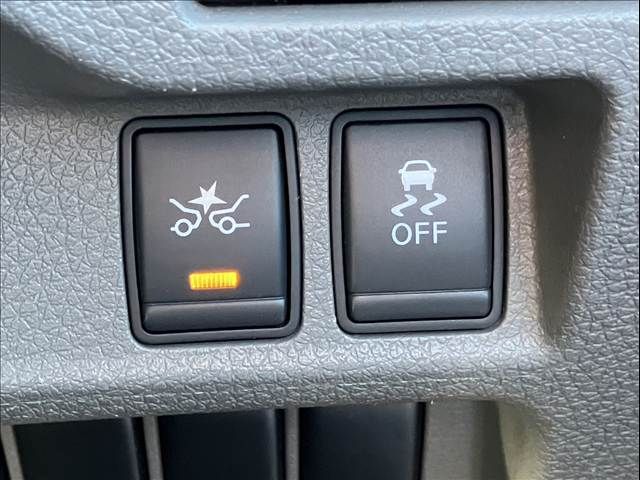 NISSAN NV350 CARAVAN 2018