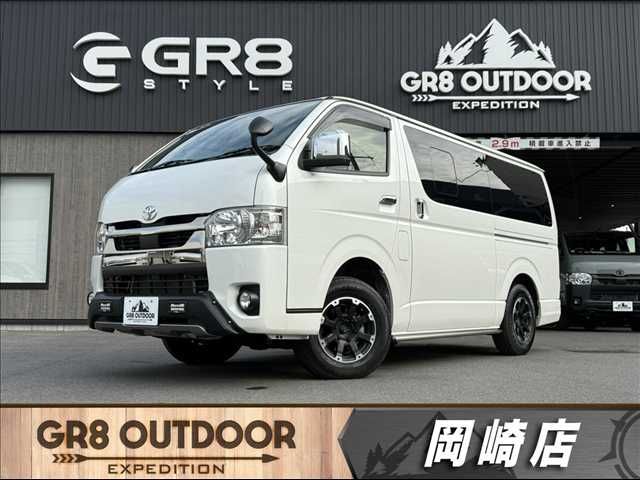 TOYOTA HIACE van 4WD 2022