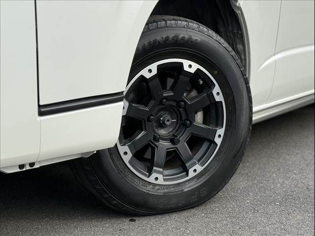 TOYOTA HIACE van 4WD 2022