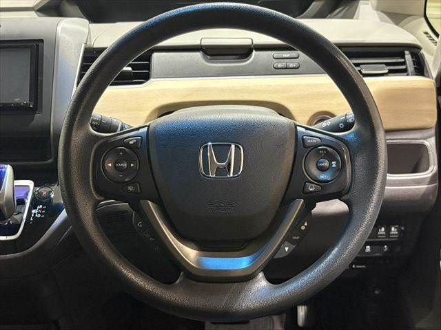 HONDA FREED HYBRID 2017