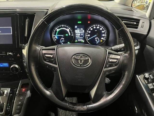 TOYOTA ALPHARD hybrid 4WD 2018
