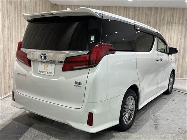 TOYOTA ALPHARD hybrid 4WD 2018