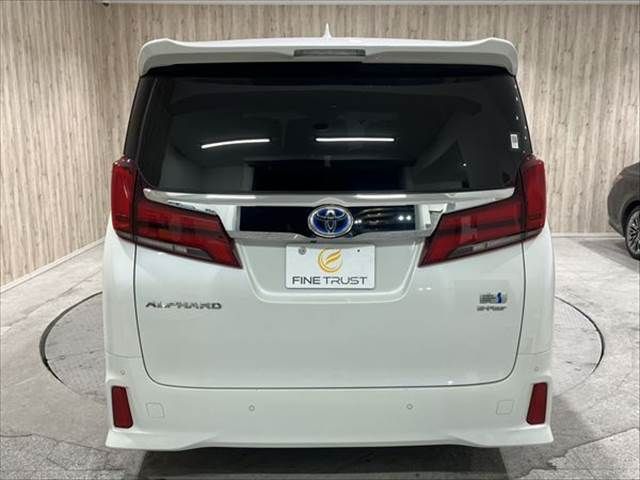 TOYOTA ALPHARD hybrid 4WD 2018