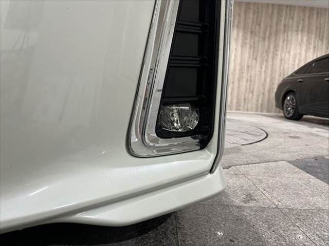 TOYOTA ALPHARD hybrid 4WD 2018