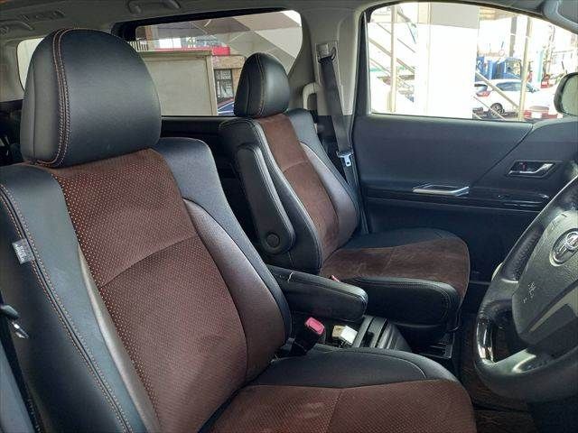 TOYOTA ALPHARD 2014