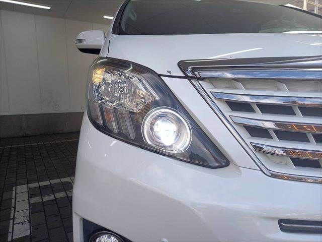 TOYOTA ALPHARD 2014