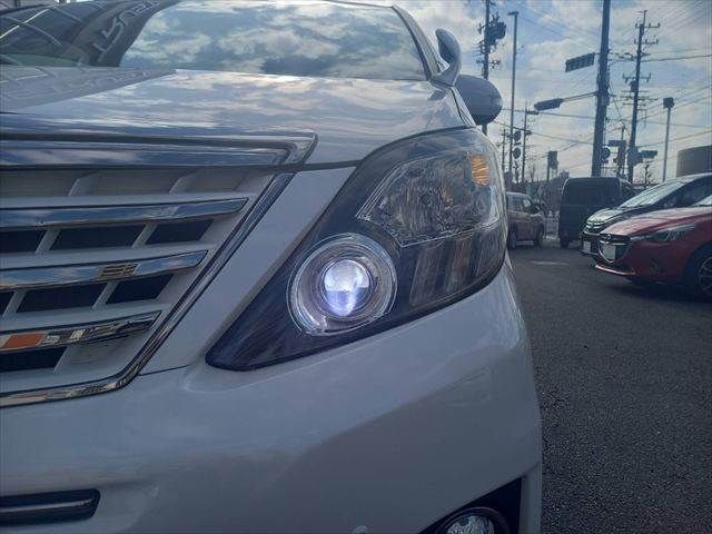 TOYOTA ALPHARD 2014