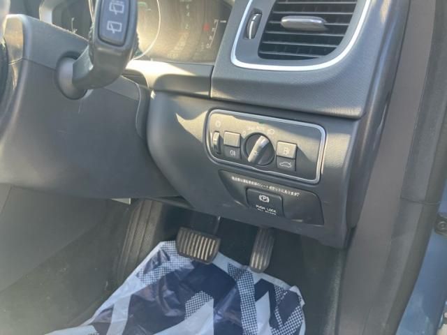 VOLVO VOLVO V60 2014